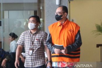 KPK memeriksa mantan direktur di Ditjen Pajak terkait kasus Rafael Alun