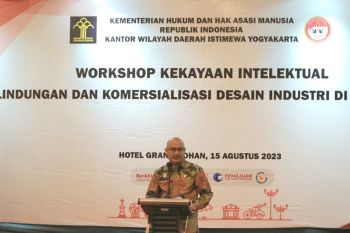 Kemenkumham DIY mengajak pelaku ekonomi kreatif lindungi desain industri