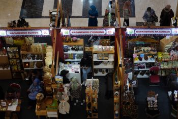 Pemkab Bantul kenalkan produk industri kreatif melalui pameran bagi UMKM