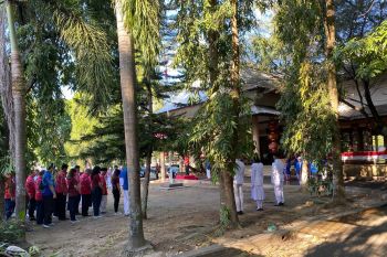 Warga Tionghoa di Lombok merayakan HUT RI ke-78