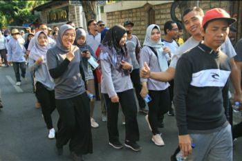 Jalan sehat meriahkan peringatan HUT Ke-78 Kemenkumham