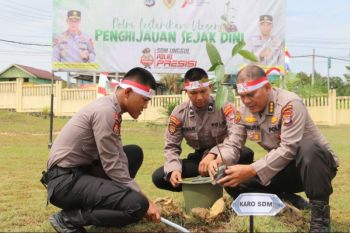 Polda Kaltara Dukung Program Penghijauan dengan Menanam Bibit Pohon