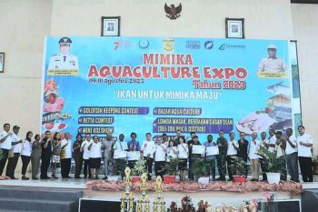 Dinas Perikanan Mimika berikan bantuan alat tangkap ikan bagi nelayan