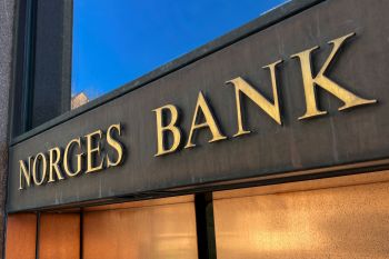 Bank sentral Norwegia naikkan suku bunga