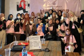 Srikandi Ganjar gelar pelatihan membuat sandwich bareng milenial di Yogyakarta