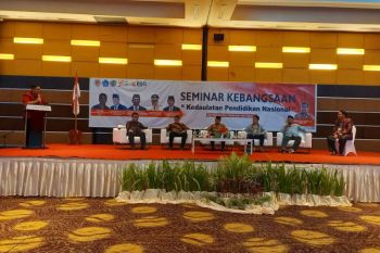 Menko PMK edukasi kedaulatan pendidikan ratusan milenial di Sulut