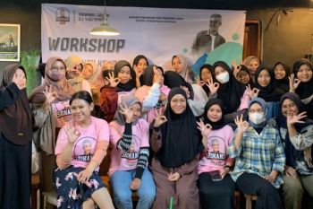 Srikandi Ganjar ajari perempuan milenial cara olah sampah organik