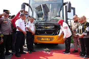 Gubernur optimistis Trans Jatim tingkatkan perekonomian