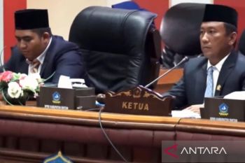 DPRD tunda pemilihan Wakil Bupati Bintan