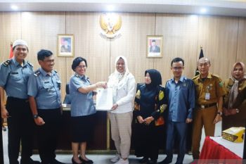 Kemenkumham Sumsel  harmonisasikan Raperbup Muara Enim dan OKU Selatan