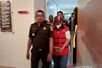 Satu tersangka korupsi dana Sekretariat DPR Papua Barat ditahan