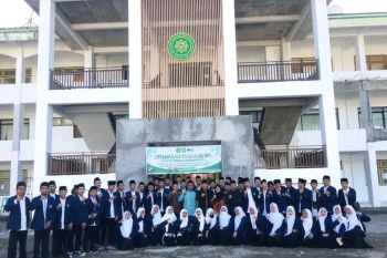 Generasi milenial minati kuliah di Prodi KPI IAIH NW