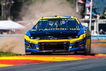 Netflix dikabarkan garap serial dokumenter ajang balap NASCAR Cup Series