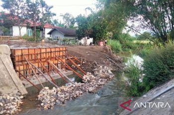 Pemkab Agam alokasikan Rp6,5 miliar bangun 10 jembatan permudah akses warga