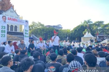 Menparekraf Sandiaga Uno bahas peluang kerja bareng 700 anak muda Makassar