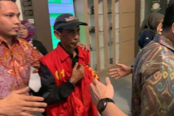 Kejati Sumsel tahan dua tersangka baru kasus  korupsi akuisisi PT SBS