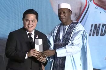 Baim Wong apresiasi Erick Thohir yang raih penghargaan FIBA