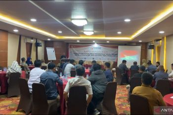 Bawaslu Kendari gelar rakor pengawasan pencalonan bersama panwaslu kecamatan