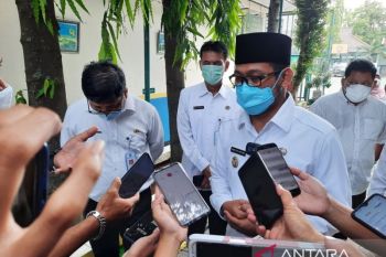 Pemkot Depok salurkan bantuan pangan tahap ketiga program KDS