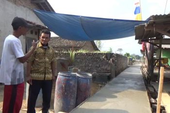 KKP bangun jalan beton di kampung nelayan Bandarlampung