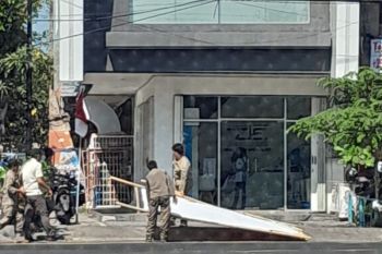 Ketua DPRD: Penertiban baliho caleg di Surabaya perlu sosialisasi