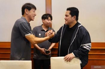 Erick Thohir memberi motivasi pemain timnas Indonesia U-23 jelang final AFF U-23