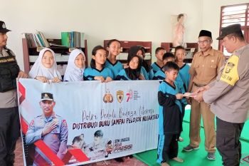 Polres OKU Timur galakkan Program Polri  Peduli Budaya Literasi