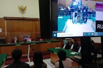 Hakim PN Surabaya vonis berbeda tiga terdakwa kebaya merah