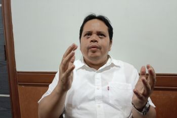 Dinas Bina Marga Batam siagakan puluhan alat berat demi antisipasi banjir