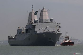 Trump setujui rencana bangun dua kapal perang terbesar dalam sejarah AS