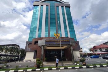 KJRI Kuching serahkan bayi dari rumah sakit di Malaysia kepada Dinsos Kalbar