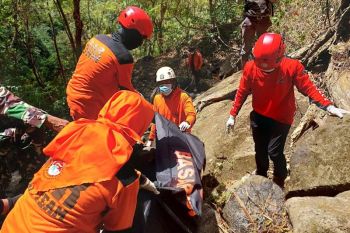Tim SAR Makassar temukan jenazah seorang pendaki di tebing Gunung Pangkep