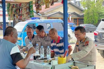 Melalui "Jumat Curhat", Dirbinmas Polda Kaltara berbagi informasi kepada masyarakat