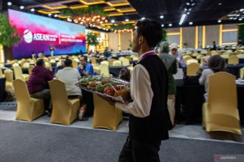 Media center the 43rd ASEAN Summit provides Indonesian cuisine
