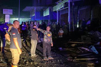 Polres Pasaman Barat selidiki penyebab kebakaran lima petak ruko