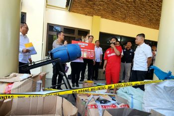 Polrestabes Semarang bongkar produsen  kosmetik ilegal