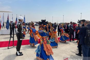 Tari Geol Manis simbolkan keramahan Indonesia