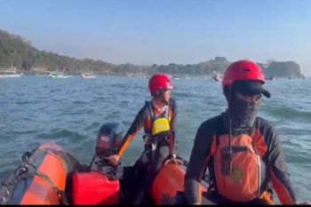 Sebuah kapal nelayan di Banyuwangi tenggelam, 2 meninggal dan 5 hilang