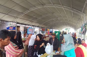 Pemkot Palu gelar pasar murah untuk jaga stabilitas harga bahan pokok