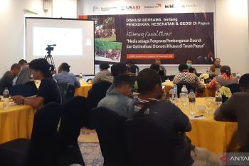 USAID Kolaborasi mengajak jurnalis Papua kawal pembangunan dana otsus