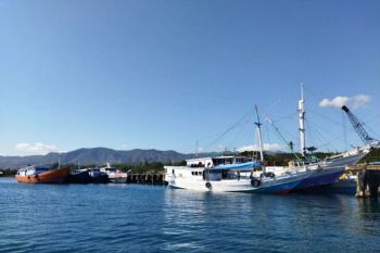 Gelombang tinggi diprakirakan hampiri sebagian perairan NTT