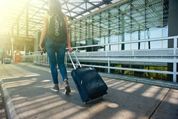 Mau Jalan-Jalan ke Luar Negeri Lebih Hemat? Ini Rahasianya!