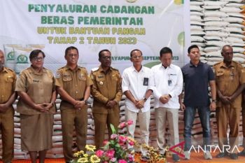 Perum Bulog Papua salurkan 110 ton beras di Kota Jayapura
