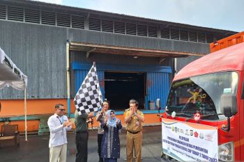 Wali Kota Tanjungpinang lepas sebanyak 72,8 ton beras bantuan pangan pemerintah