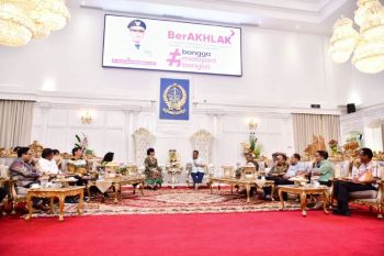 Pj Gubernur Sulsel dan OJK bahas literasi keuangan dan penanganan inflasi