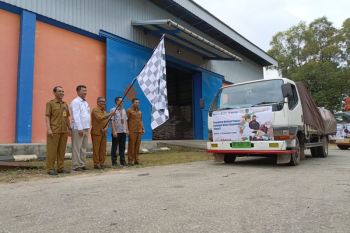 Bulog Batam bagikan bantuan beras sebanyak 975.990 kg