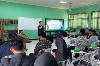 Dosen UIN Purwokerto berikan pelatihan musik bagi praktisi  kentongan