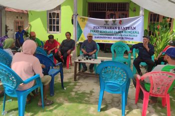 Baznas salurkan bantuan pangan untuk dua desa di Sigi