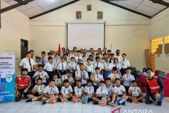 PLN edukasi tenaga kelistrikan siswa perbatasan Sulut-Filipina