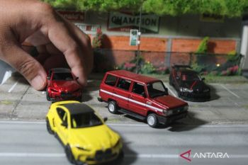 Pemanfaatan teknologi digital dalam pembuatan miniatur